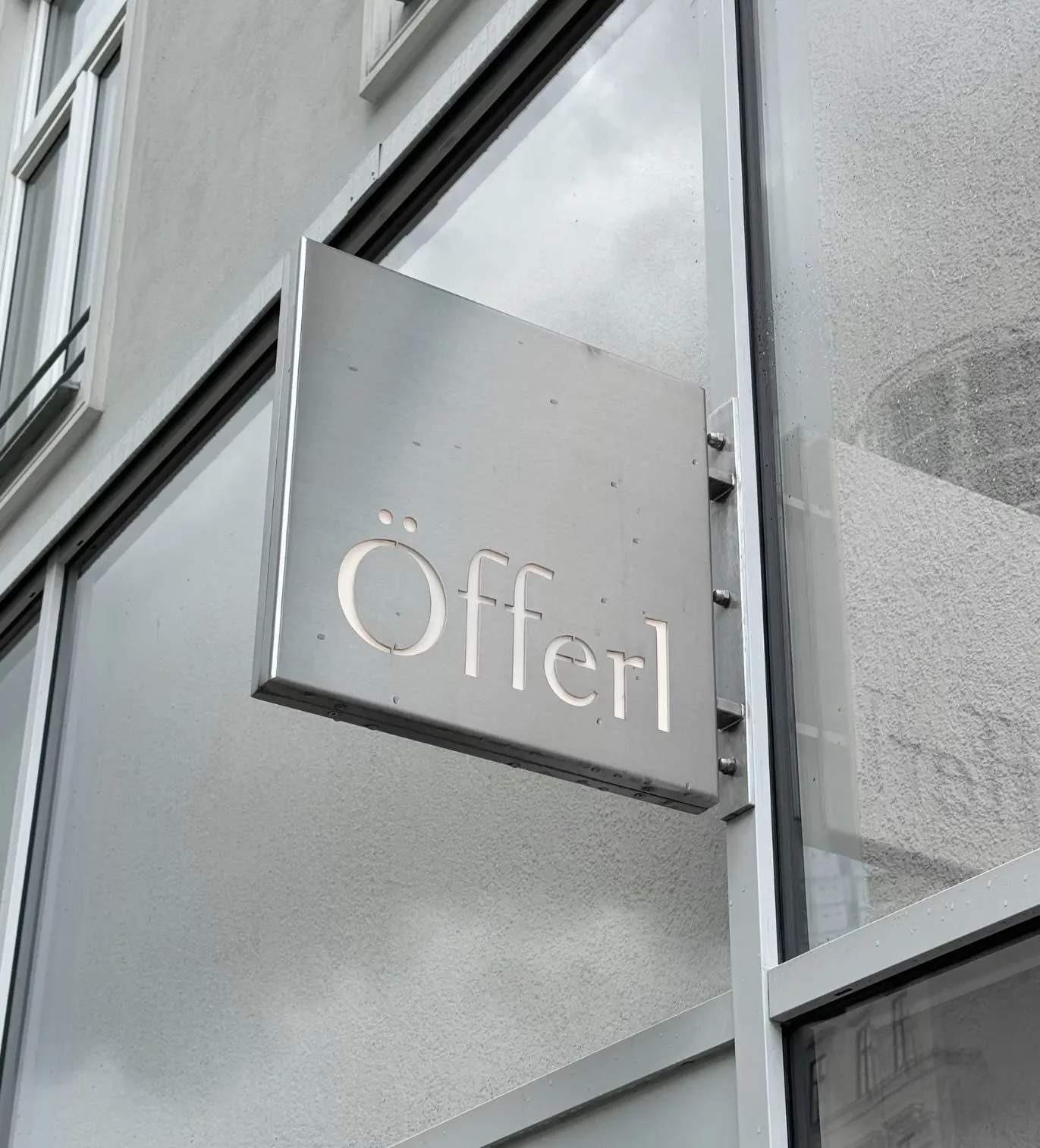 offerl signs